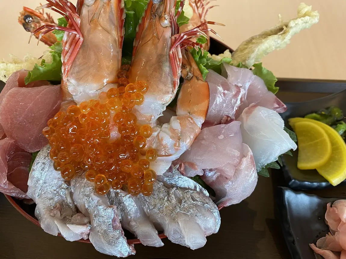 海鮮丼