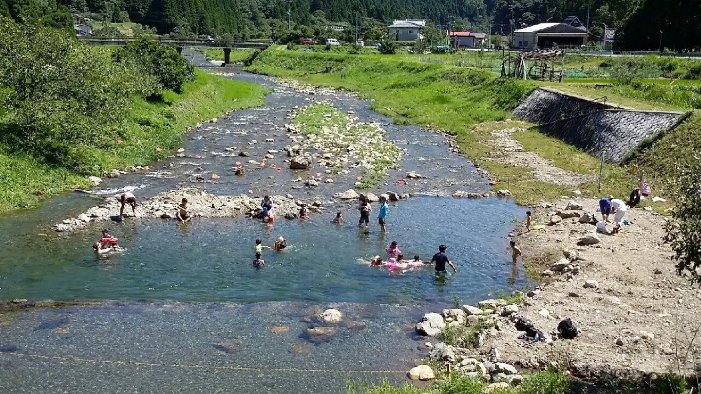 川遊びの様子