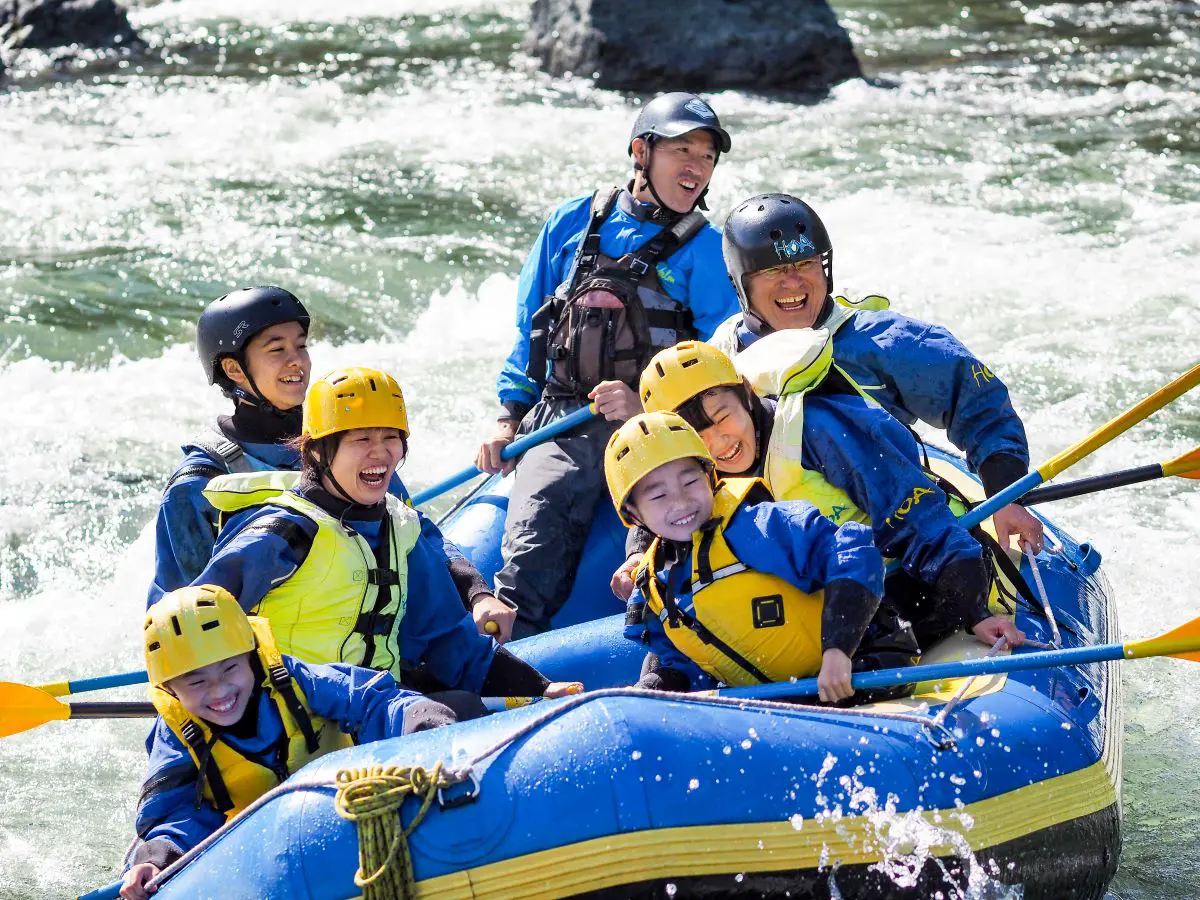 ファミリーラフティング