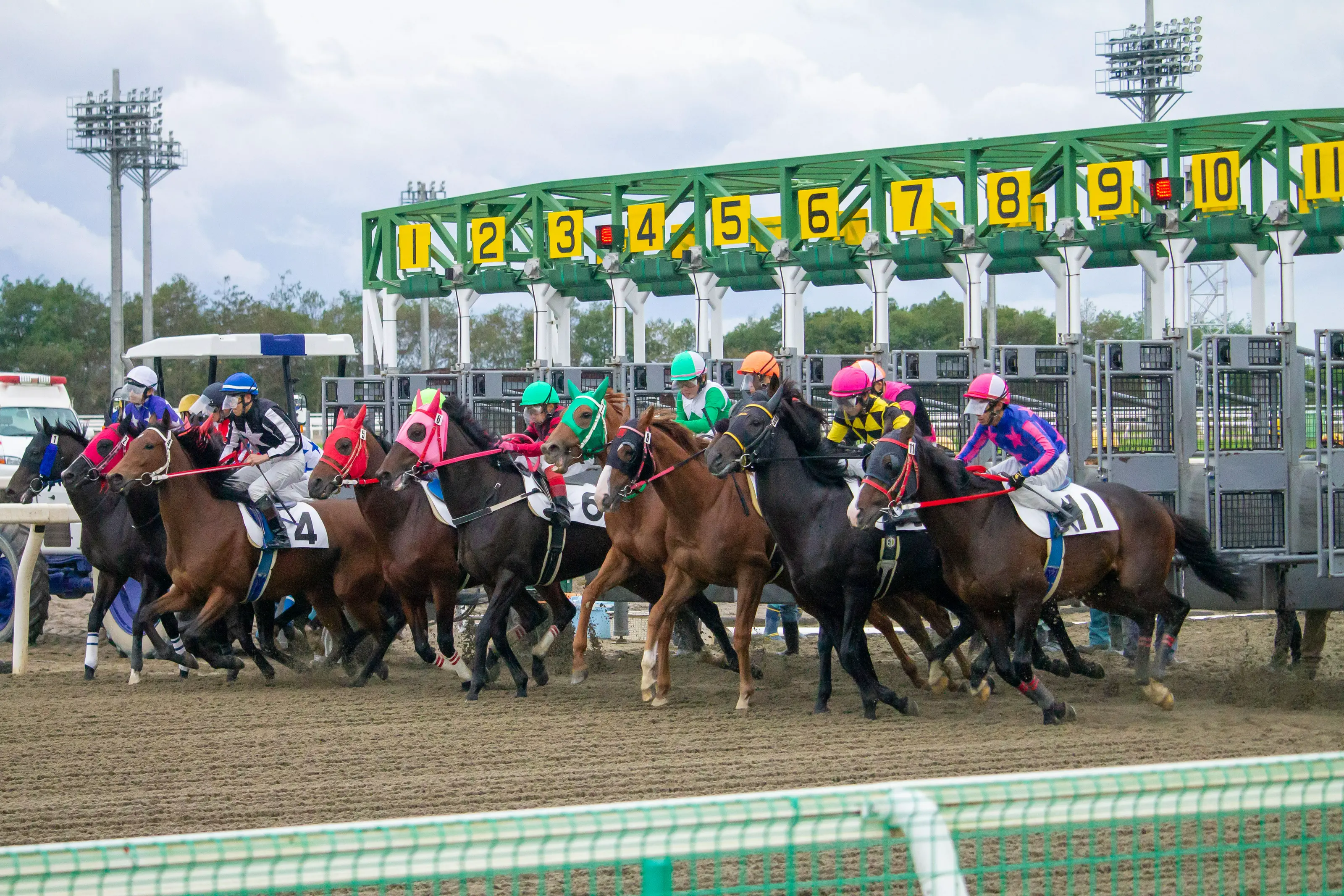 競馬場